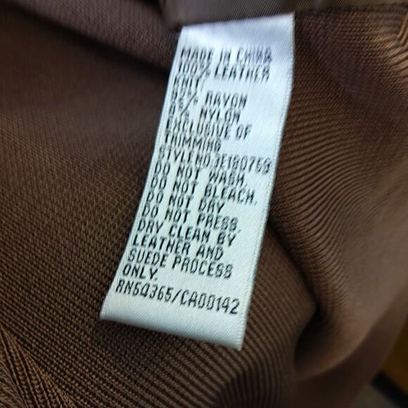 Nygard brown leather and fabric zippered front long sleeve jacket - Picture 16 of 16